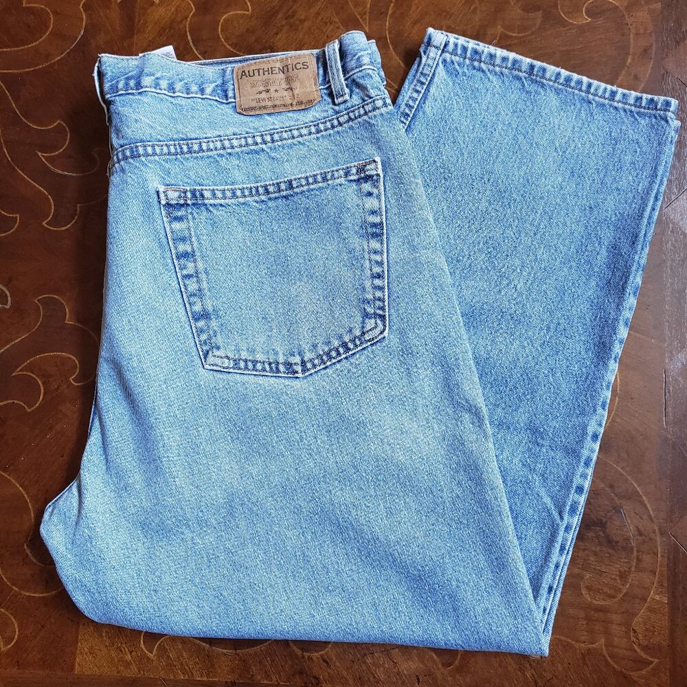 Men's Authentics Signature Levi Strauss & Co. Relaxed Jeans - Size W42 L30
